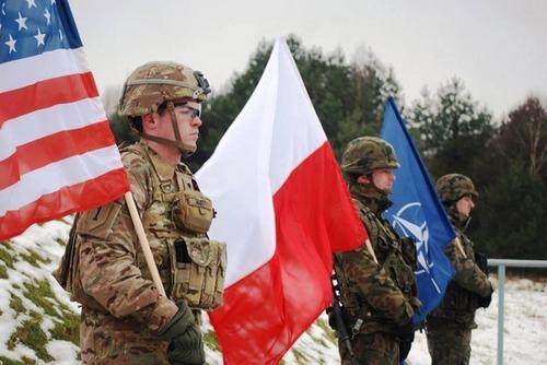В Польше крепчают антиукраинские настроения В Польше крепчают антиукраинские настроения