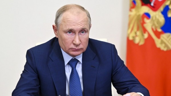 Путину доложили об успешном выполнении задач при совместном воздушном патрулировании с КНР Путину доложили об успешном выполнении задач при совместном воздушном патрулировании с КНР