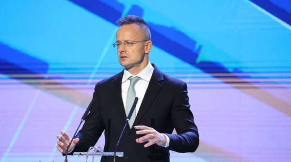 Сийярто выразил уверенность в том, что НАТО не должно опасаться возможного нападения со стороны Москвы