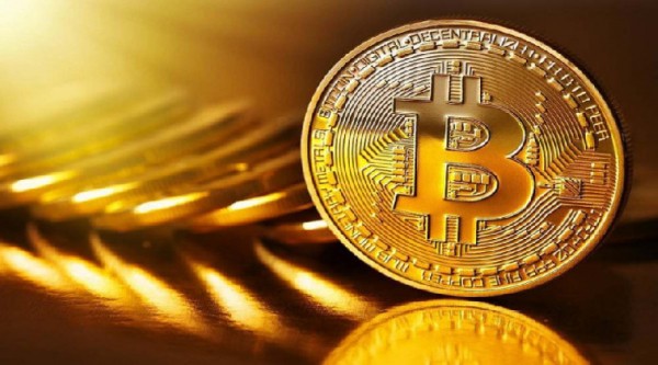 Курс биткоина превысил $61&nbsp;000&nbsp;&mdash; а&nbsp;в&nbsp;некоторых странах побил исторический рекорд