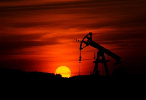 США влезли на рынок, самоограниченный ОПЕК+, со своей нефтью США влезли на рынок, самоограниченный ОПЕК+, со своей нефтью