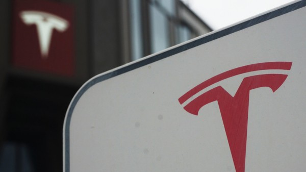 Премьер Госсовета КНР назвал работу Tesla в Китае успешным примером работы с США