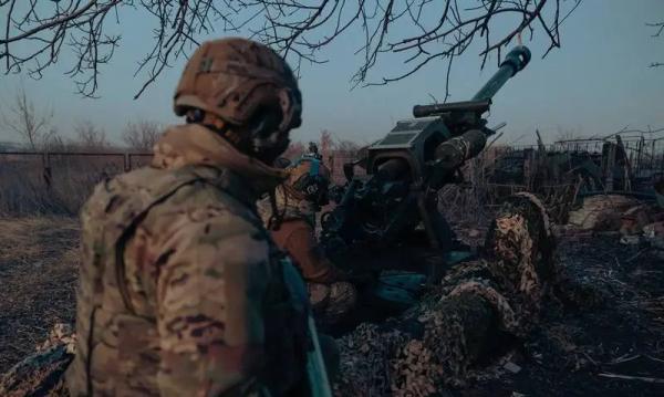 Украинский ТГ-канал: Сырский планирует перебросить под Часов Яр сбежавшую из-под Авдеевки 3 ОШБр ВСУ
Украинский ТГ-канал: Сырский планирует перебросить под Часов Яр сбежавшую из-под Авдеевки 3 ОШБр ВСУ