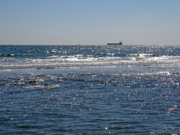 Мужчина скончался в море в Уреки от сердечного приступа Мужчина скончался в море в Уреки от сердечного приступа