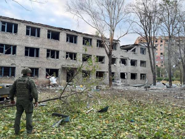 Специальная военная операция ВС РФ и события на Украине 9 октября, вечер
Специальная военная операция ВС РФ и события на Украине 9 октября, вечер