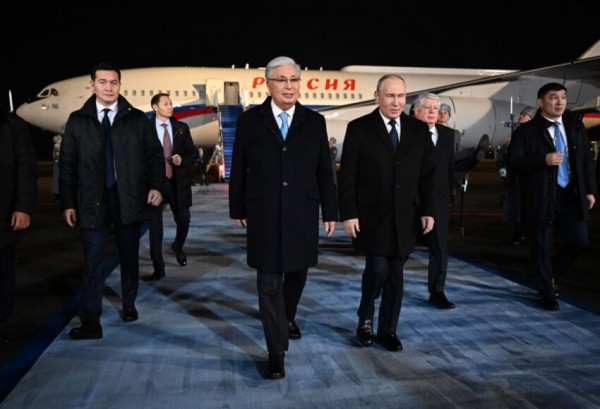 Президент Российской Федерации Владимир Путин прибыл в Казахстан Президент Российской Федерации Владимир Путин прибыл в Казахстан