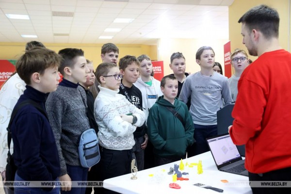 Как превратить науку в увлекательное приключение? Школьники Орши погрузились в мир высоких технологий Как превратить науку в увлекательное приключение? Школьники Орши погрузились в мир высоких технологий