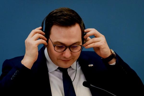 
        Липавский о войне в Украине: мир начинается с того, что агрессор несет ответственность
      