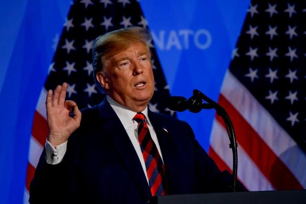 Трамп полтора часа разговаривал по телефону с Путиным о прекращении войны в Украине. И потом сразу же позвонил Зеленскому
Трамп полтора часа разговаривал по телефону с Путиным о прекращении войны в Украине. И потом сразу же позвонил Зеленскому