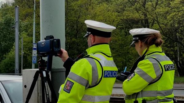 Полиция в Чехии 9 апреля проведет массовые проверки соблюдения скоростного режима
Полиция в Чехии 9 апреля проведет массовые проверки соблюдения скоростного режима
