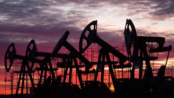 Эксперт Данилин: США ввели пошлины против Канады для поддержки своих нефтяников Эксперт Данилин: США ввели пошлины против Канады для поддержки своих нефтяников