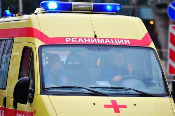 &laquo;Фонтанка&raquo;: очередь из скорых образовалась у больницы Боткина в Петербурге