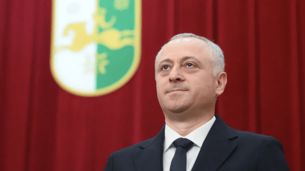 Гунба: руководству Грузии пора смириться с независимостью Абхазии Гунба: руководству Грузии пора смириться с независимостью Абхазии