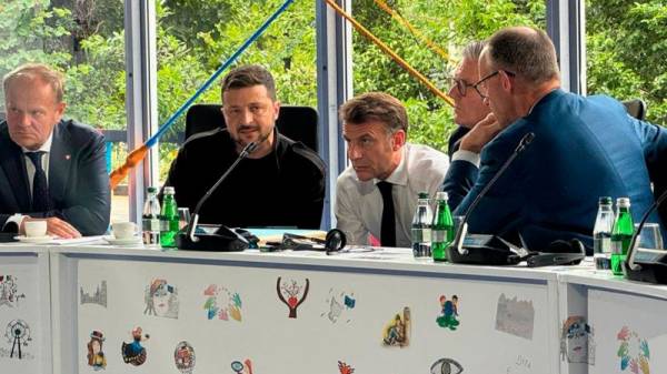 «Выборы» по-европейски, или Пророческая песня Сергея Шнурова
«Выборы» по-европейски, или Пророческая песня Сергея Шнурова