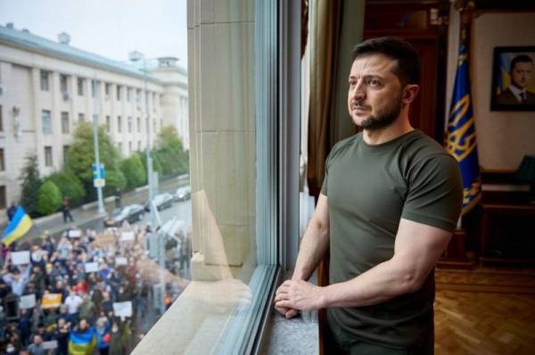 Почему России не выгоден новый майдан в Киеве?
Почему России не выгоден новый майдан в Киеве?