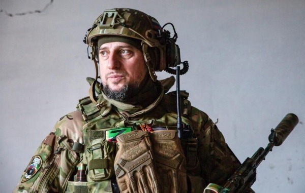 Алаудинов в своем видеообращении 18 раз назвал Дивнича «Диванычем» Алаудинов в своем видеообращении 18 раз назвал Дивнича «Диванычем»