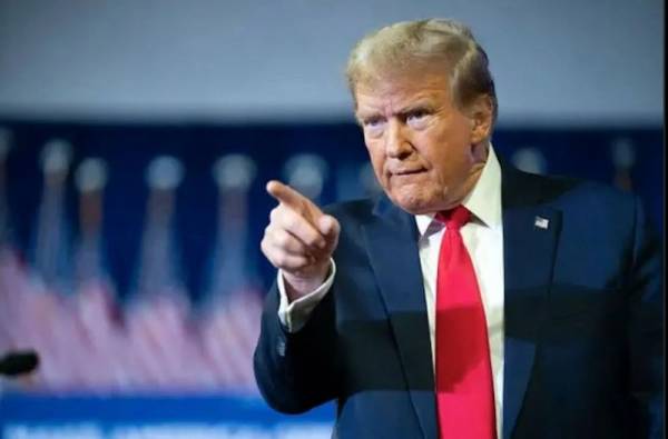 США при Дональде Трампе: на марше к диктатуре?
США при Дональде Трампе: на марше к диктатуре?