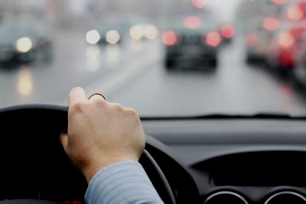 Сегодня открываются новые участки автомагистрали D4 между Прагой и Писеком
Сегодня открываются новые участки автомагистрали D4 между Прагой и Писеком