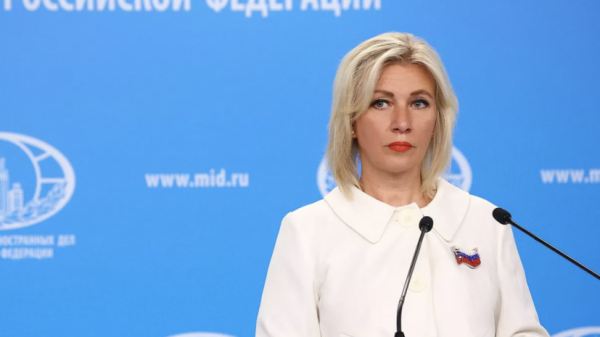 Захарова положительно оценила торговую деэскалацию между Китаем и США