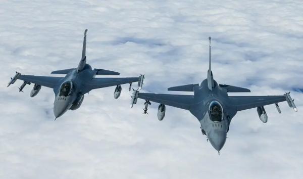 Пресса США: летом ВСУ смогут поднять в небо лишь несколько истребителей F-16
Пресса США: летом ВСУ смогут поднять в небо лишь несколько истребителей F-16