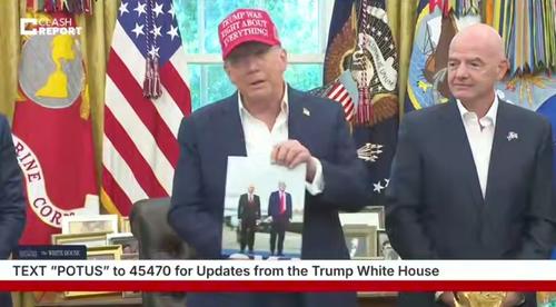 Трамп хочет видеть Путина на чемпионате мира по футболу 2026 года Трамп хочет видеть Путина на чемпионате мира по футболу 2026 года