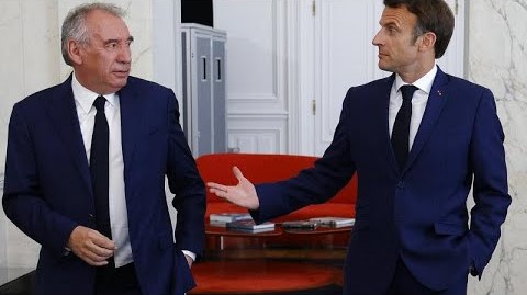 Франция: премьер новый, а проблемы старые
Франция: премьер новый, а проблемы старые