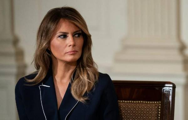 Мелания Трамп: «новый» советник президента
Мелания Трамп: «новый» советник президента