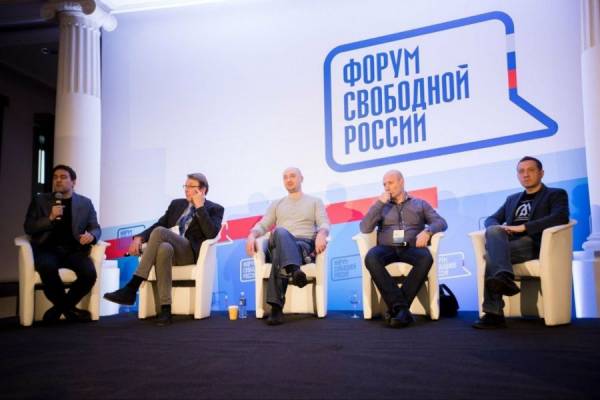 Оппозиция как способ выживать
Оппозиция как способ выживать