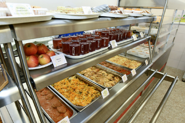 Более 70 детей массово отравились продуктами в нескольких лагерях России Более 70 детей массово отравились продуктами в нескольких лагерях России