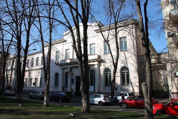 
        Киев обеспокоен приходом к власти в Польше &laquo;украиноскептика&raquo; Кароля Навроцкого

      