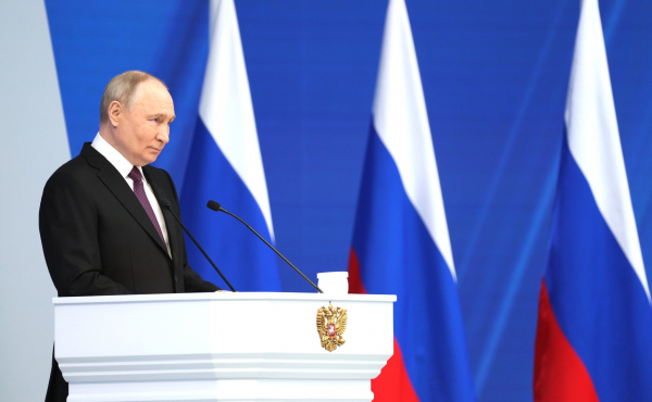 Путин озвучил стратегию развития России на шесть лет Путин озвучил стратегию развития России на шесть лет